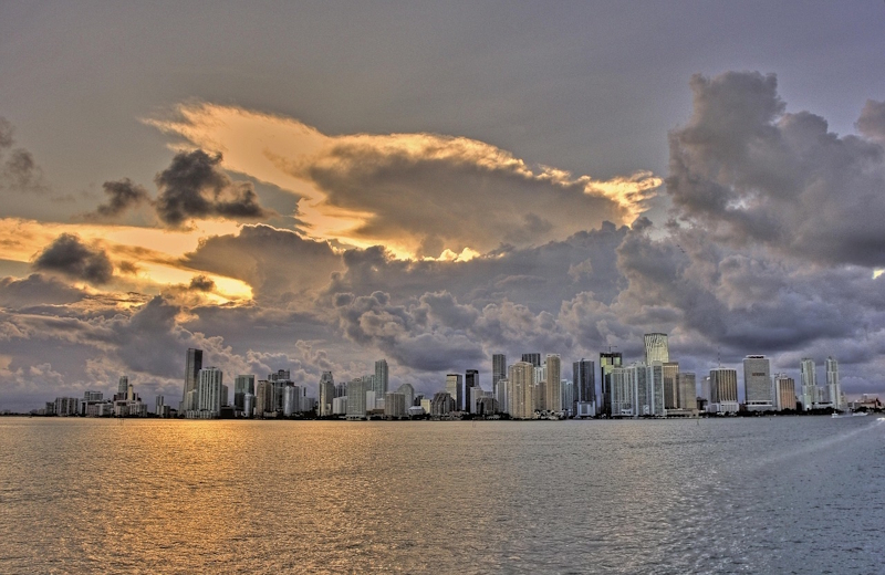 Deck and Dock Pros: Why We Are the Best Choice for Deck Builders in Miami